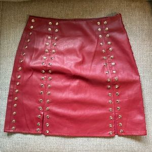 ✨Leather red studded mini skirt✨